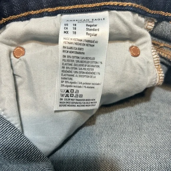 American Eagle Outfitters Dark Blue Barrel Jeans - Picture 5 of 6